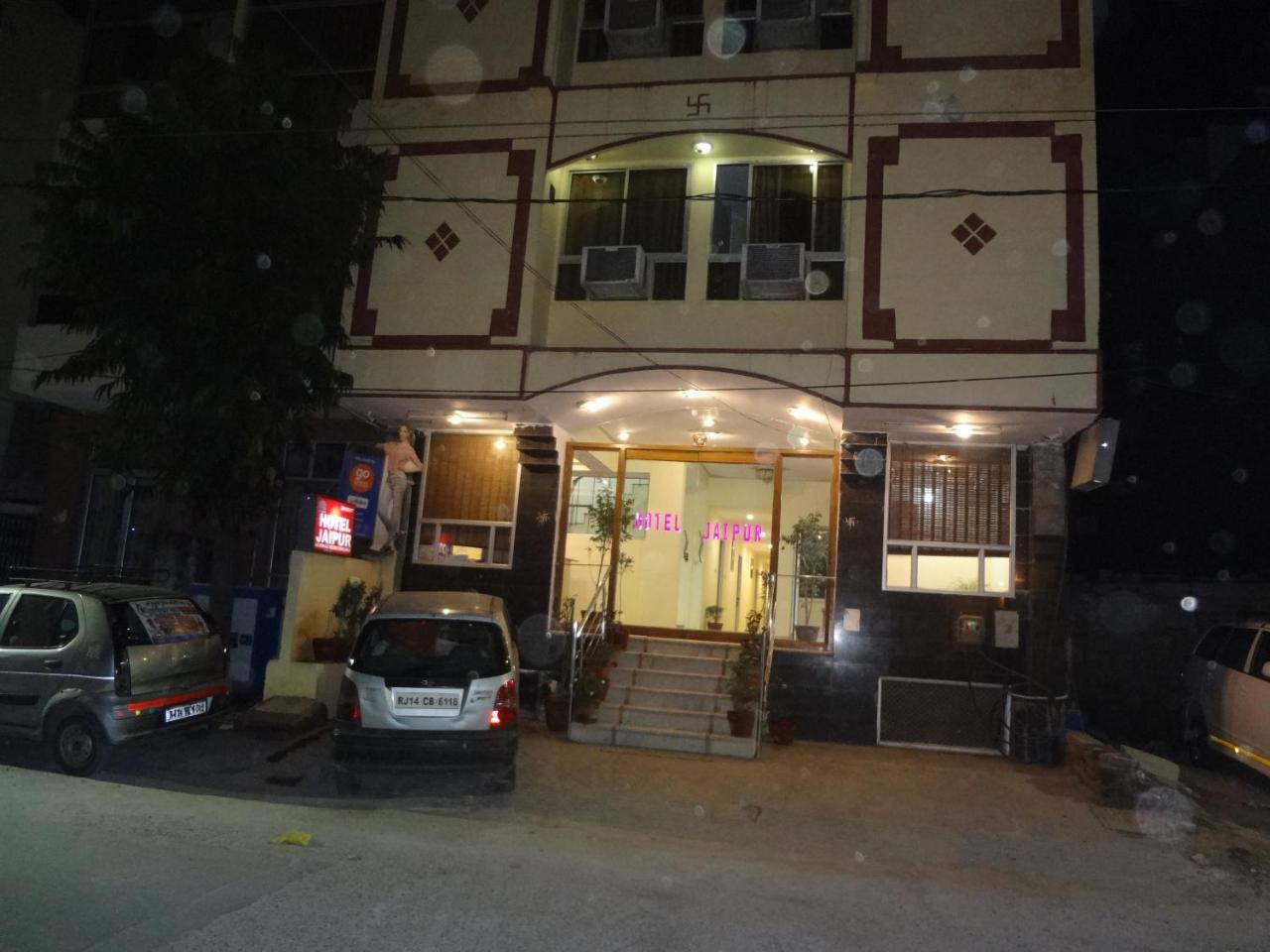 Hotel Jaipur Achrol Bagian luar foto