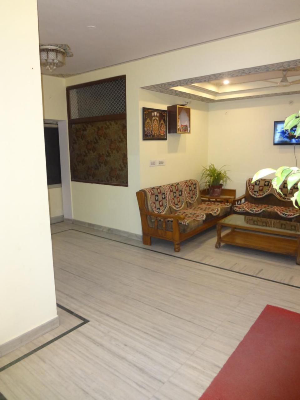 Hotel Jaipur Achrol Bagian luar foto