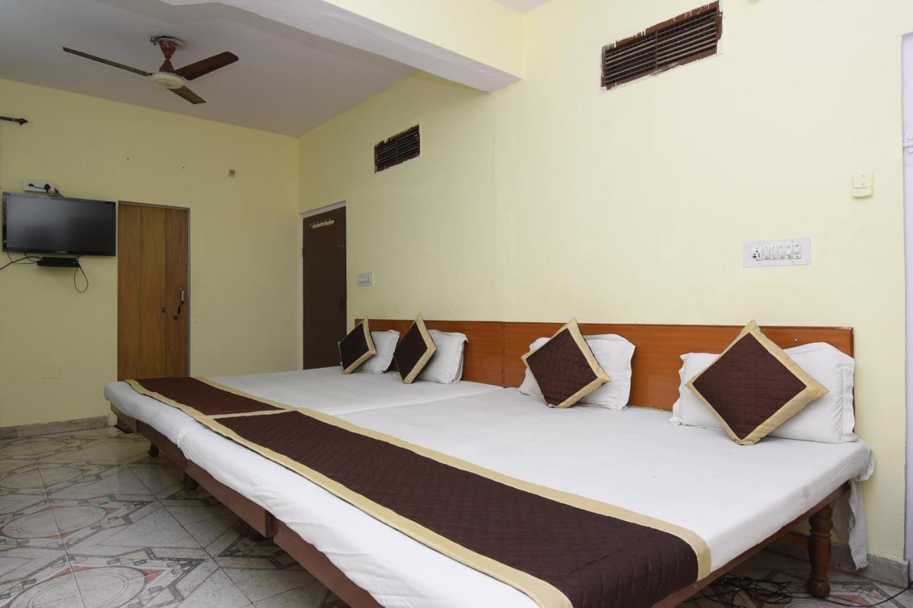 Hotel Jaipur Achrol Bagian luar foto